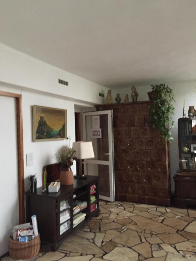 Donau Apartman,Tát Esterno foto