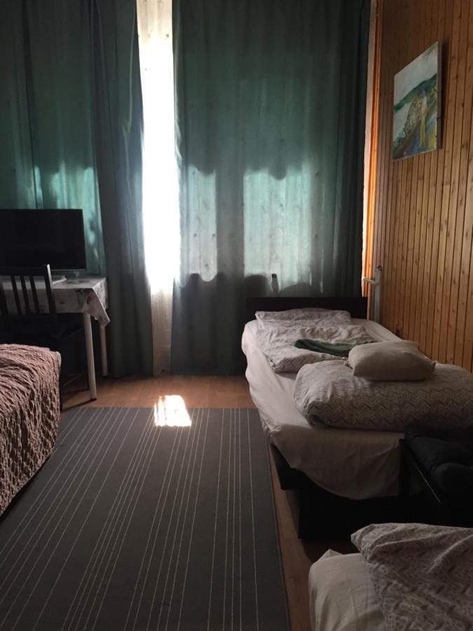 Donau Apartman,Tát Esterno foto