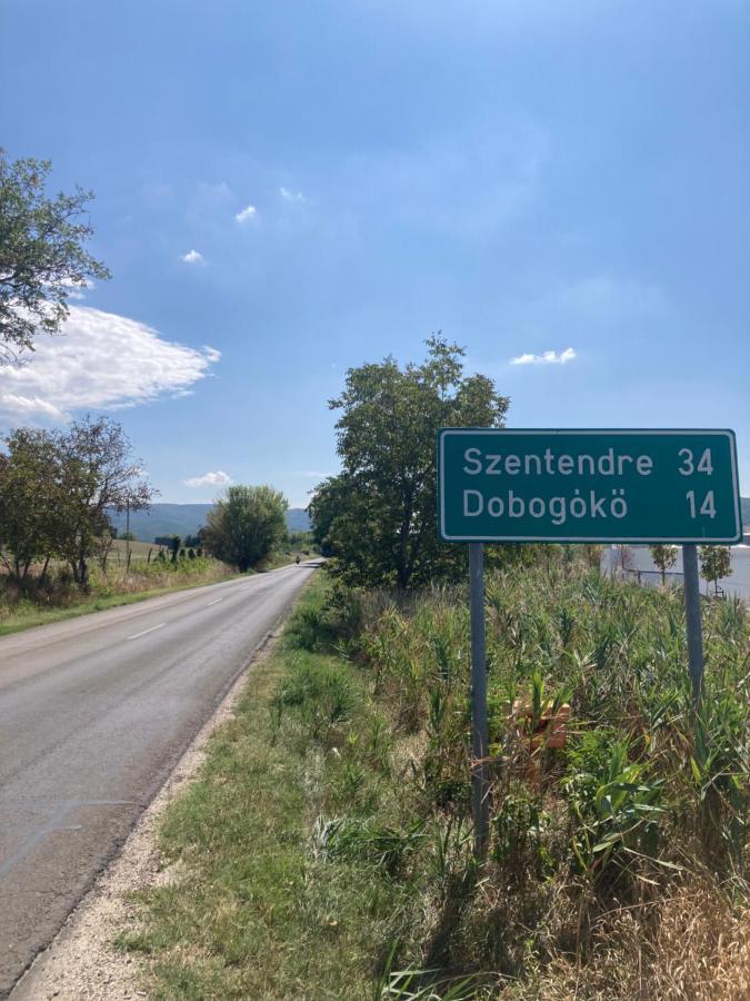 Donau Apartman,Tát Esterno foto