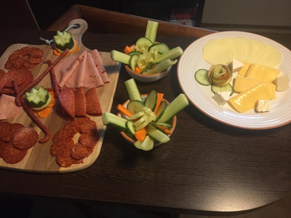 Donau Apartman,Tát Esterno foto