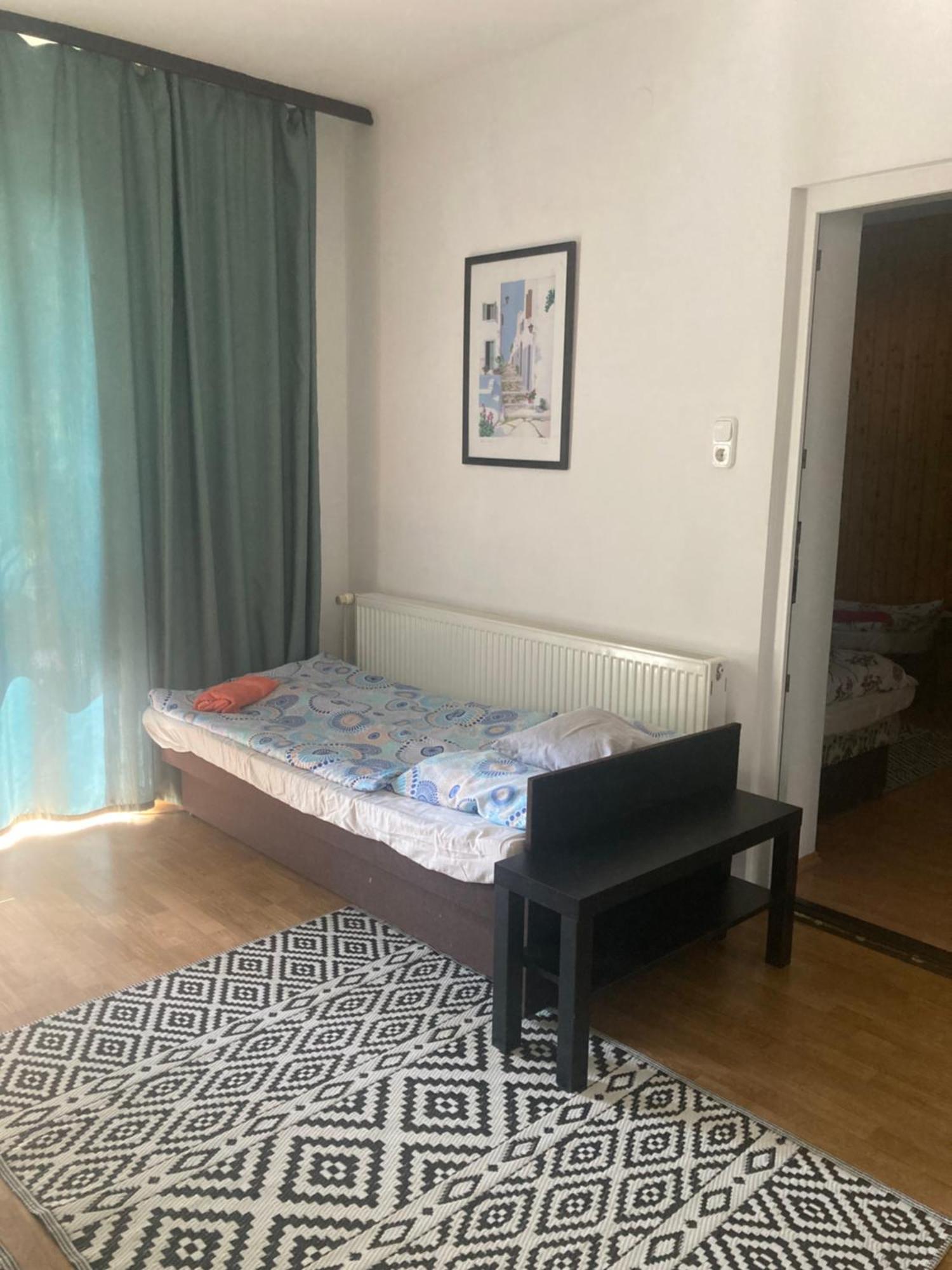 Donau Apartman,Tát Esterno foto