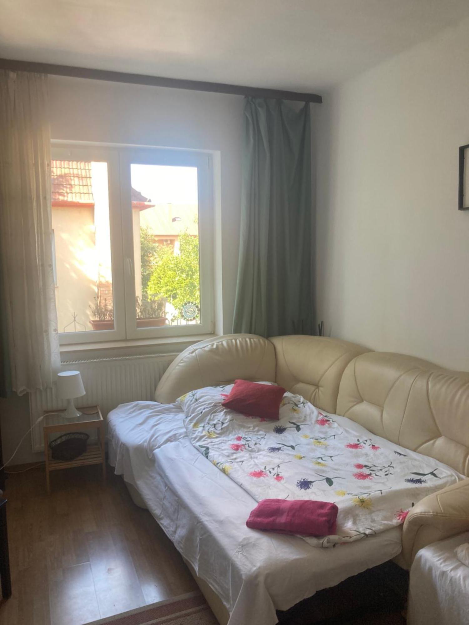 Donau Apartman,Tát Esterno foto