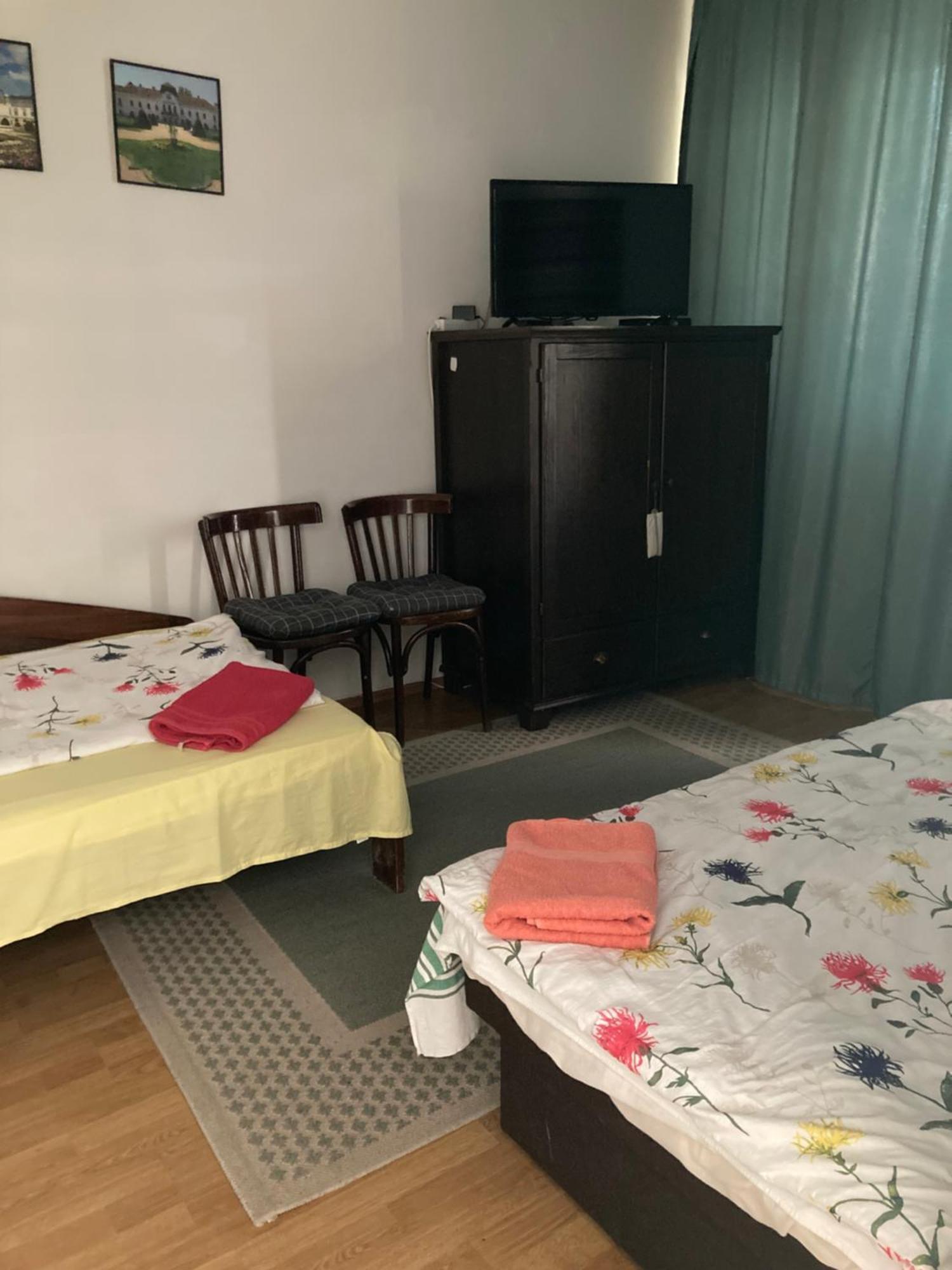 Donau Apartman,Tát Esterno foto